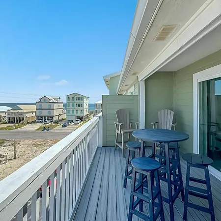 Lagoon Landing 303