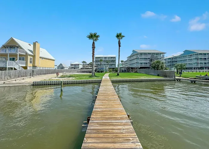 Lagoon Landing 303 Holiday home