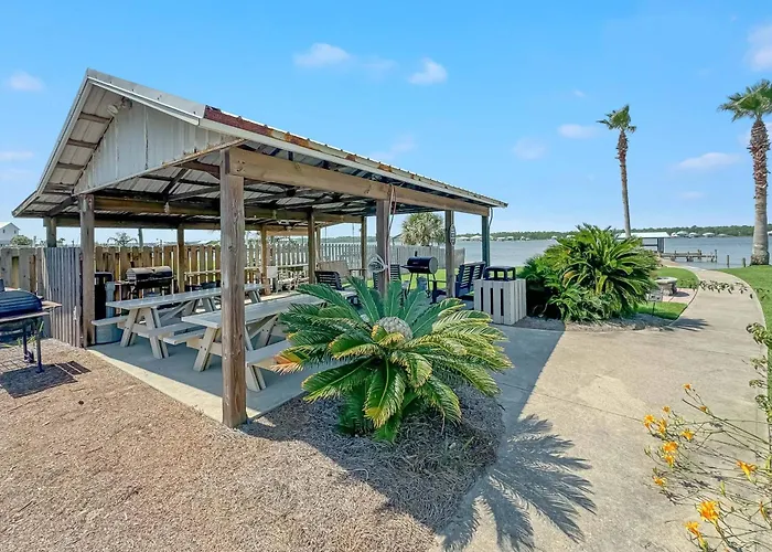 Holiday home Lagoon Landing 303 *