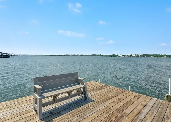 Lagoon Landing 303
