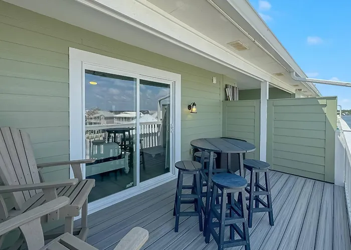 Holiday home Lagoon Landing 303 *