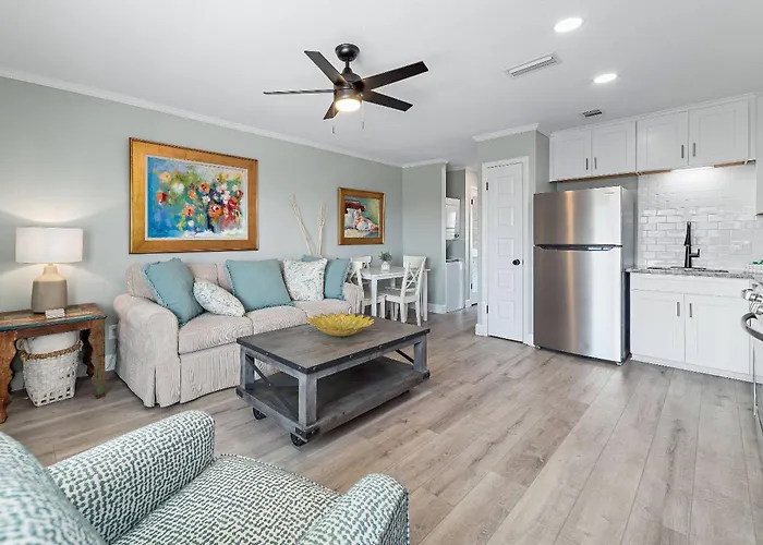 Holiday home Lagoon Landing 303