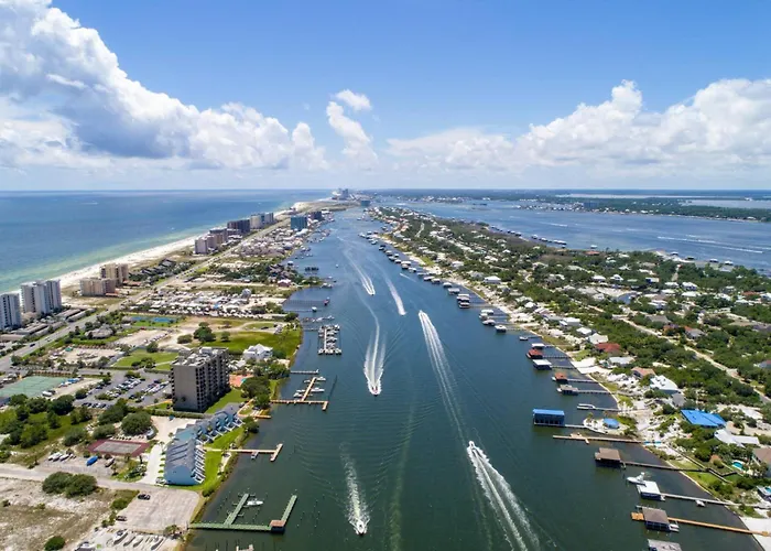 Lagoon Landing 303 *